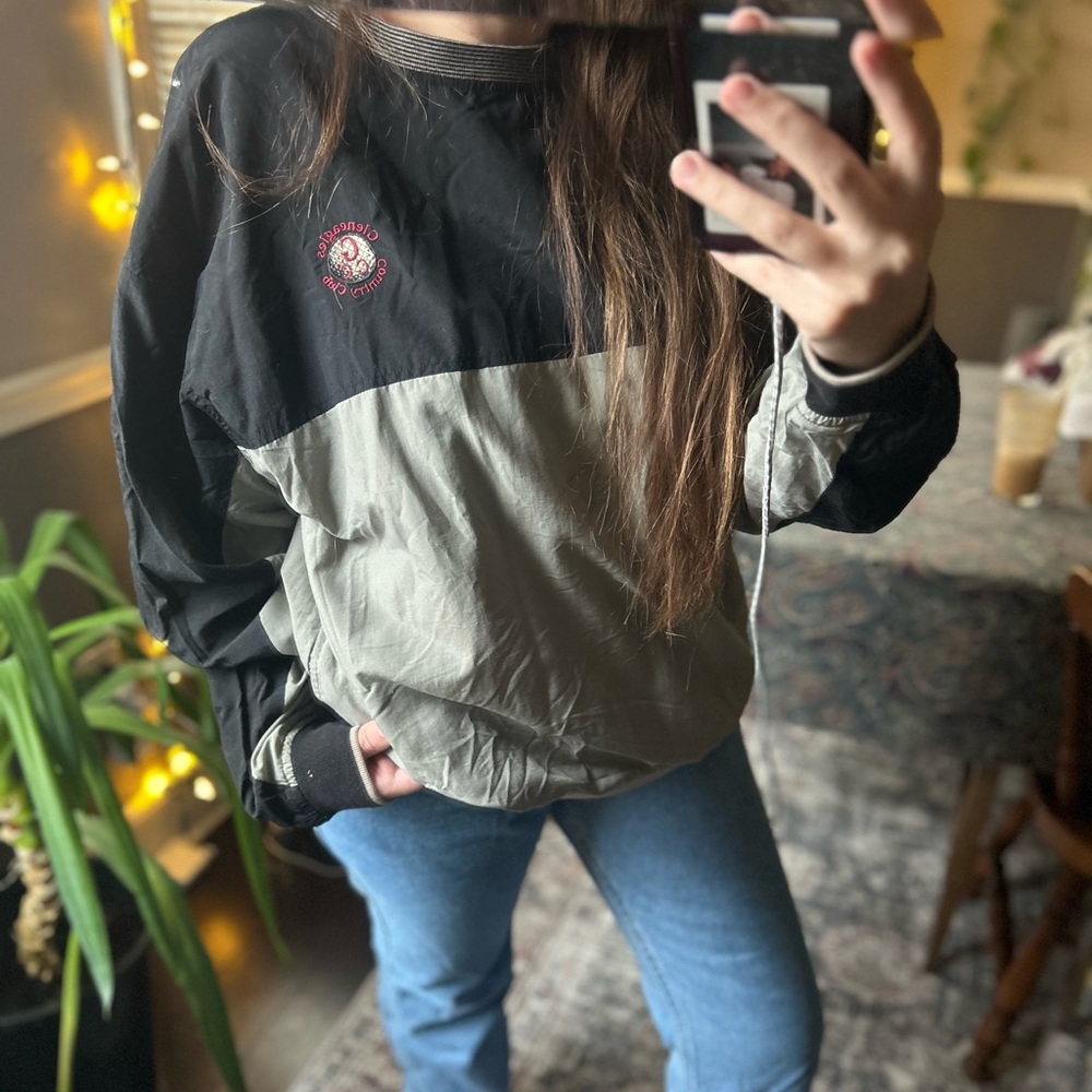 Country club vintage windbreaker